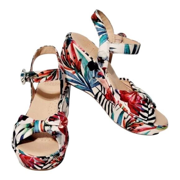 Ono Caul Heavenly Floral Wedge Sandals 3" Heel Buckle Cushioned Shoes Wms 9 M US - Picture 1 of 11